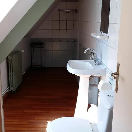 Les Du Chateau Du Rozel 펜션