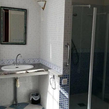 Les Du Chateau Du Rozel 펜션 *